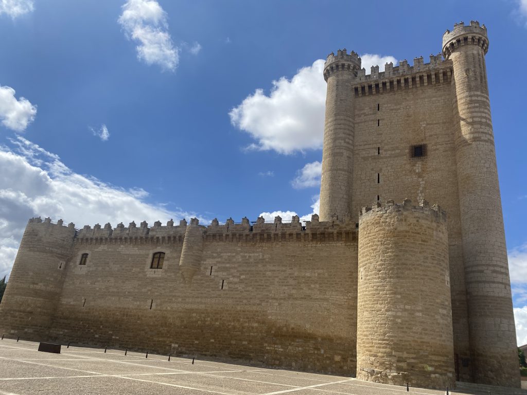 Vista exterior del castillo.